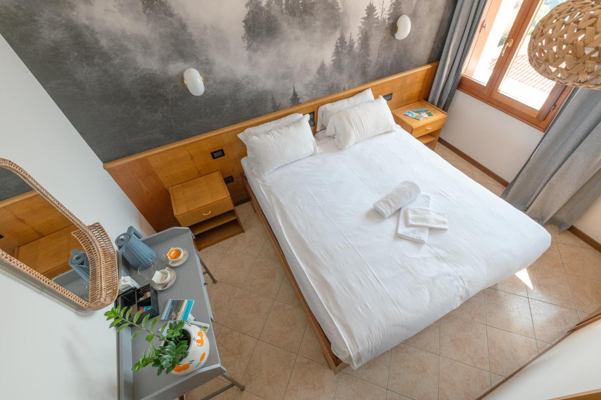 Diana Rooms Lusiana エクステリア 写真